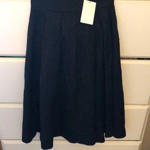 H &M TEXTURED A-LINE SKIRT